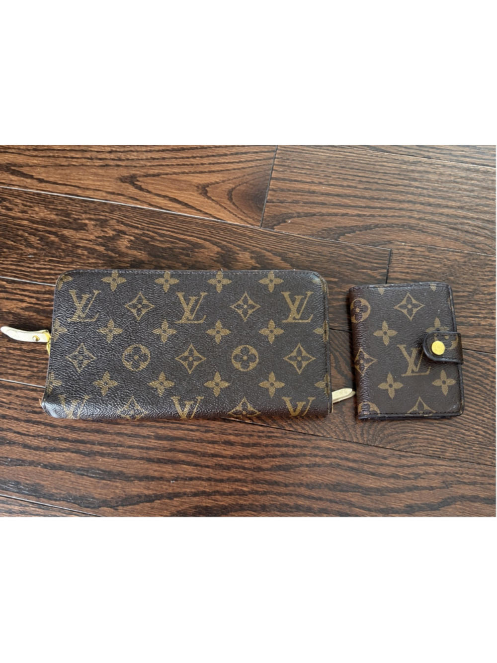 Designer Inspired Monogram Wallet Set – 2 Piece Brown Zip Wallet & Card Holder